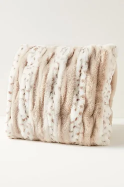Discount Soft Surroundings La Parisienne Faux Fur Pillow